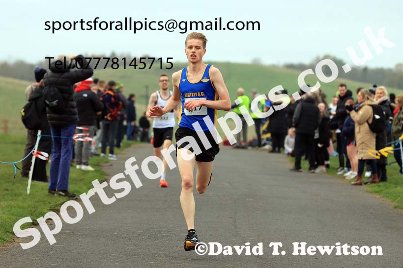 Senior Mens and Womens 2024 Heaton Memorial 10k Road Race, Newcastle Town Moor, Newcastle.   Photo: David T. Hewitson/Sports for All Pics